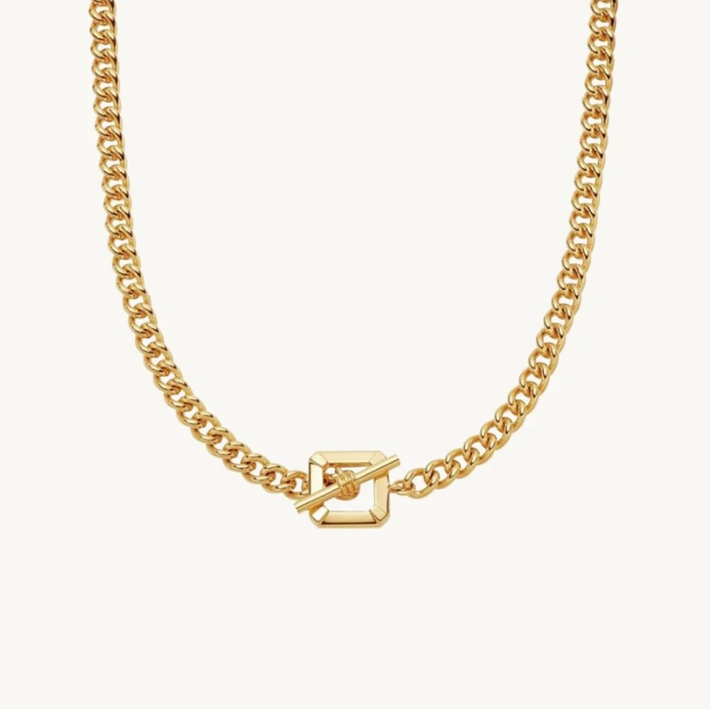 Gold Curb Chain Necklace with Geometric Clasp
